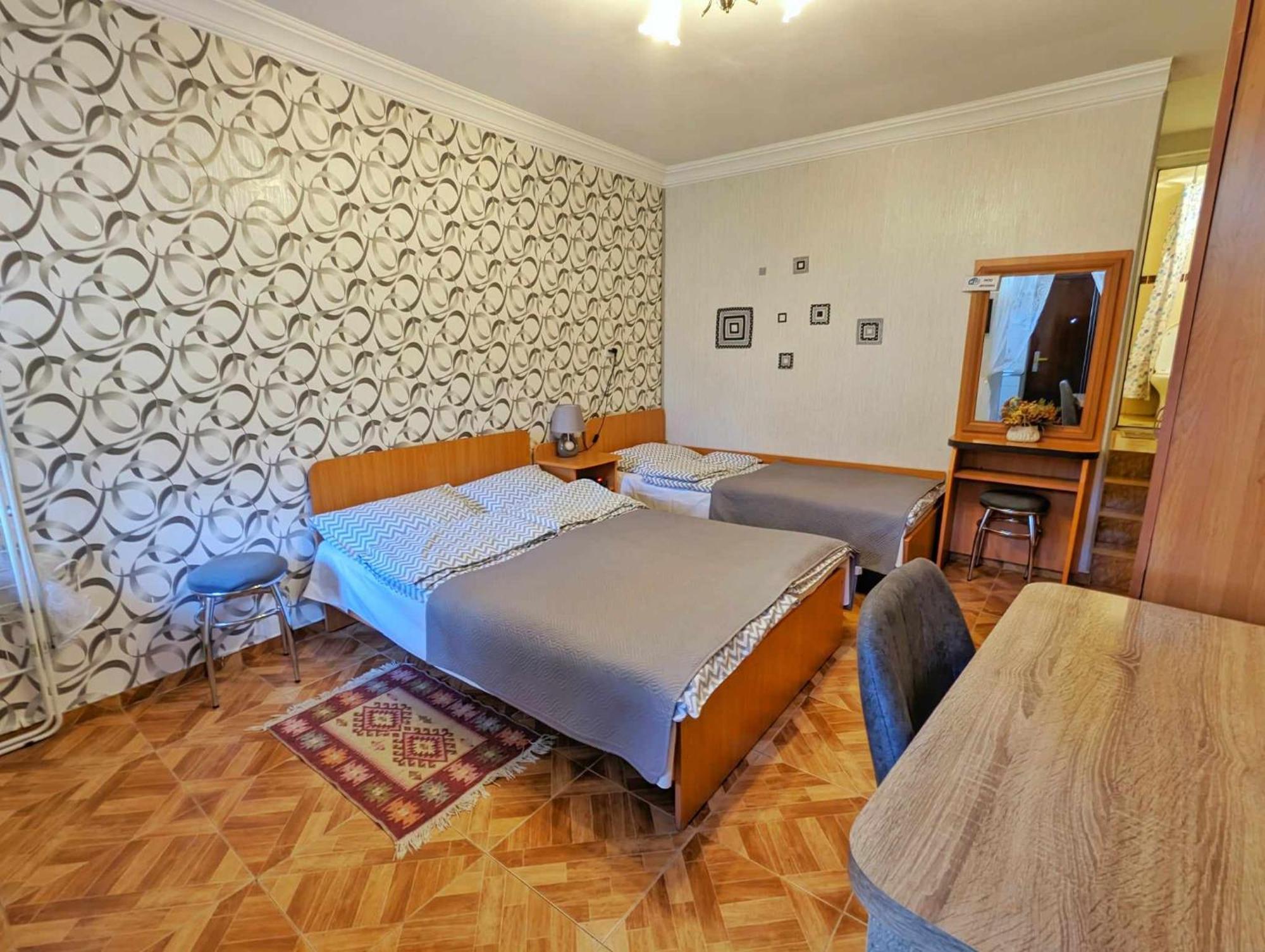 Paata'S Guesthouse Borjomi Eksteriør bilde